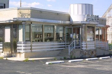 jerrys-diner-1.jpg