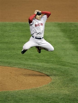 red-sox-secret-levitation_-via-drudge-071029.jpg