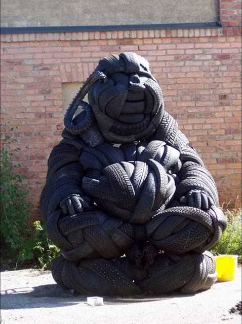 michelin-man_halbot-090207 michelin-man_halbot-090207