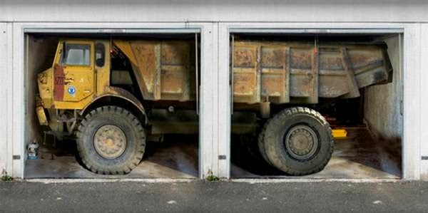 Truck Maneuvering Genius